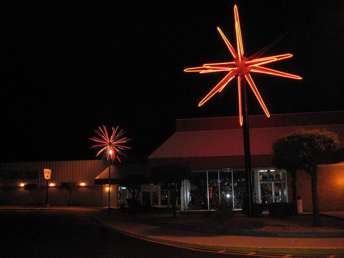 Dort Mall - 2007 Photo Roto-Sphere (newer photo)